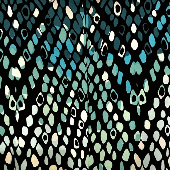 Connected Apparel Sleeveless Dress - Picture 5 of 9